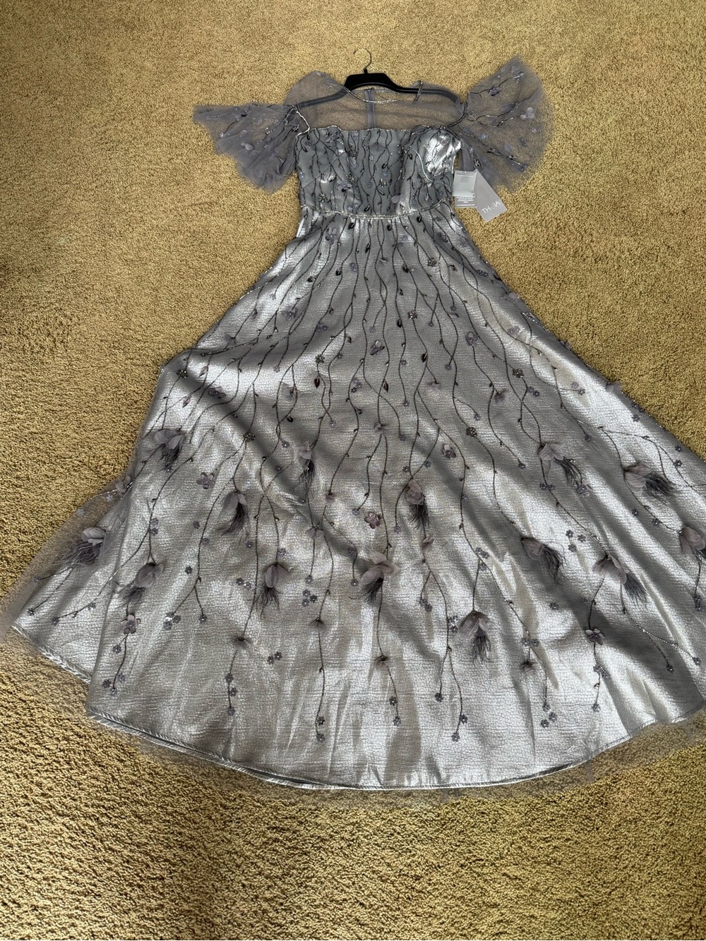 Theia - Picture 3 of 8